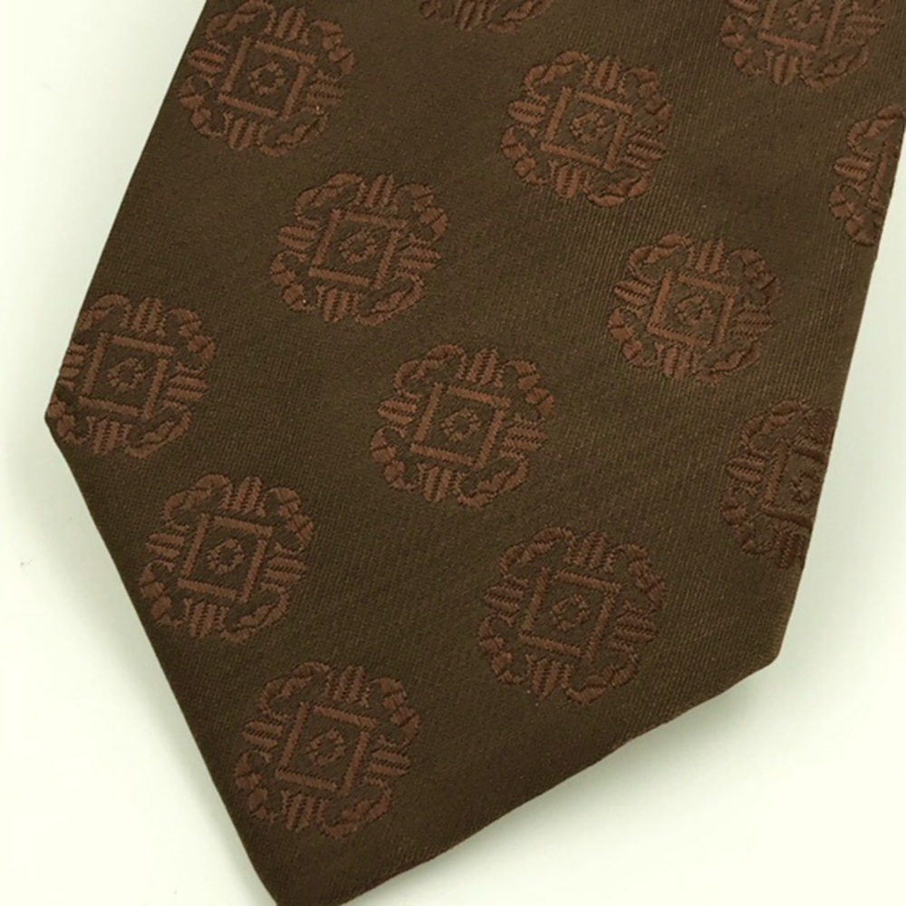 Schiaparelli Vintage Necktie. Brown. Like new.
